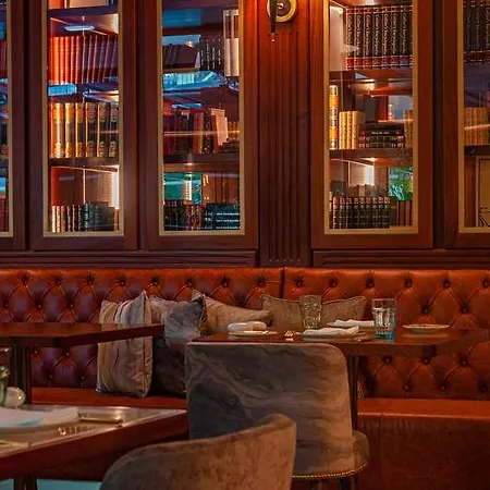 Wine & Books Hotel Lisboa