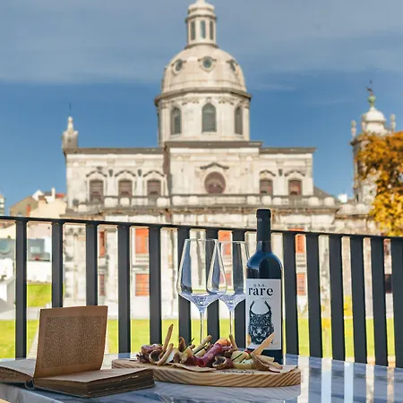Wine & Books Hotell 5*