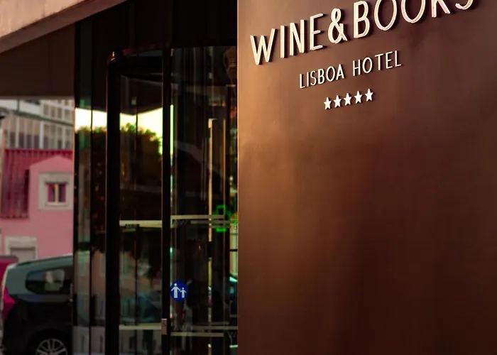 Wine & Books فندق Lisboa