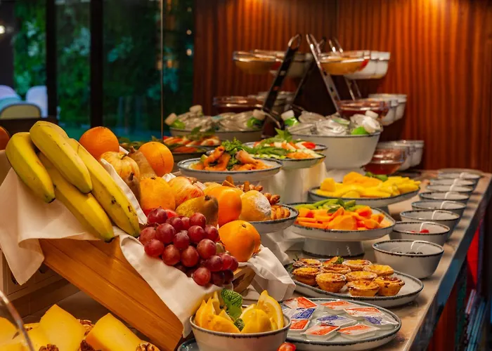 Wine & Books Ξενοδοχείο 5*