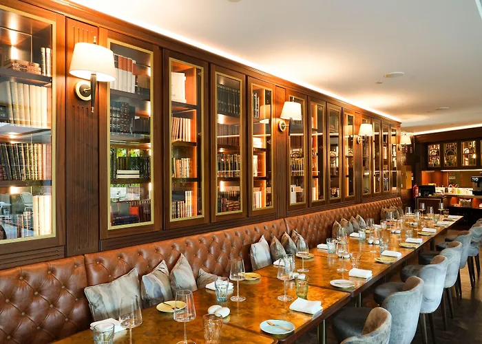 Wine & Books 5*