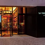 Wine & Books 5*